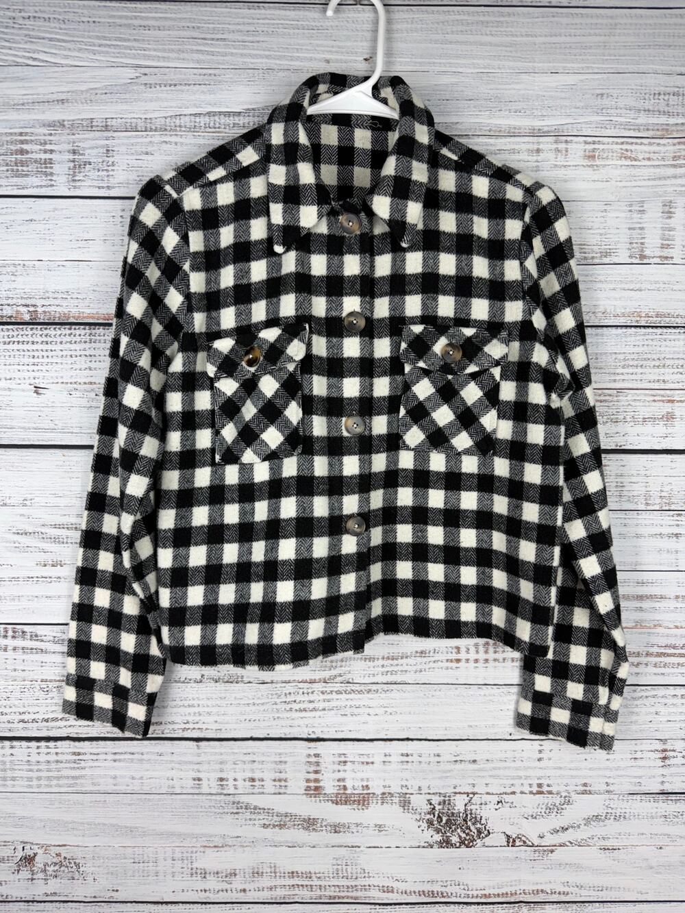 Vintage Black White Plaid Button Down Jacket Boxy Medium Classic Shacket Staple